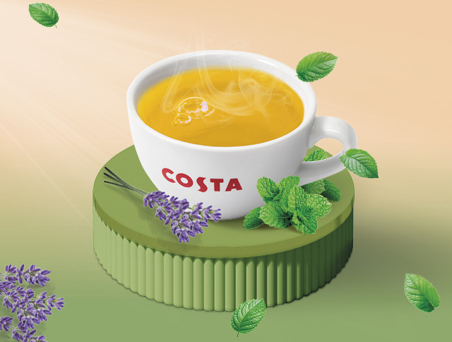 Čerstvý mátový čaj s&nbsp;levandulovým sirupem